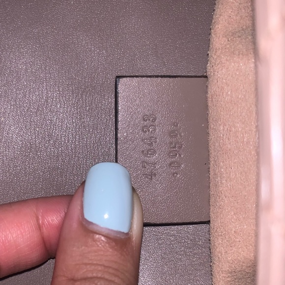 Gucci GG Marmont Matelassé Super Mini Bag - Picture 8 of 8